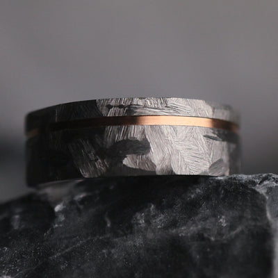 The Templar - Men's Hammered Titanium and Rose Gold Wedding Ring - Thorum